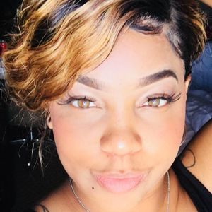 Meet your Posher, Chanel